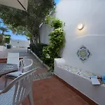 Casa Elena San Vito 别墅